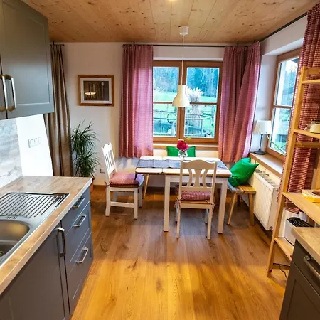 Haus Heufelder Apartment