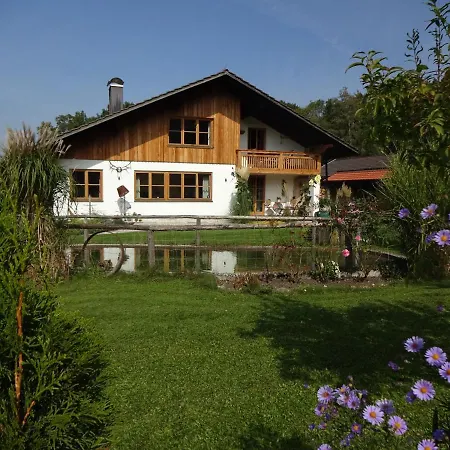 Haus Heufelder Apartment